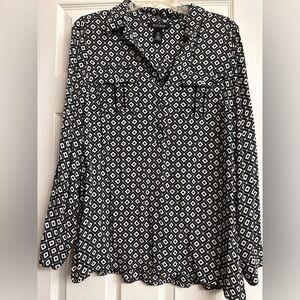 White House Black Market WHBM Silk Blouse